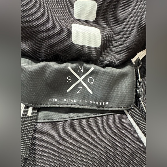 Nike Elite Quad Zip Backpack - Picture 10 of 16